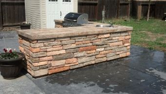 this is a picture of Corona Stone Veneer